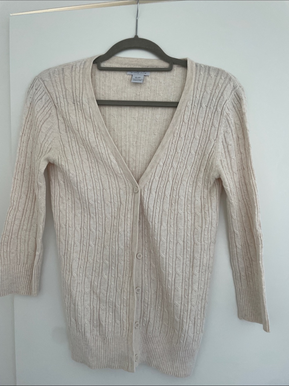 ALFRED SUNG Cream Cable-Knit V-Neck Button Cardigan